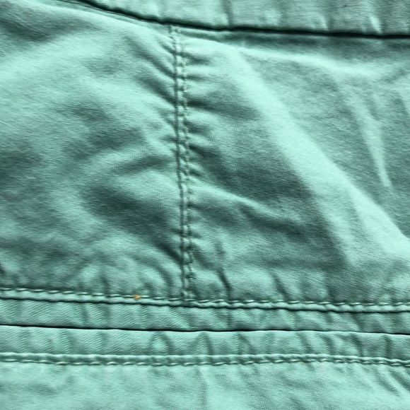 Old Navy sz 12 light green shorts 97% cotton 3% spandex/ 2 slide side pockets - Picture 7 of 12